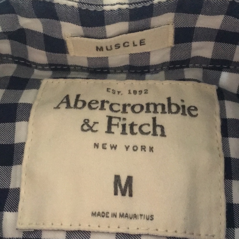 Long sleeve button down - Picture 3 of 3